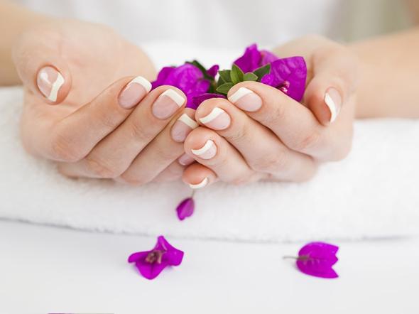 نکات مراقبت از کاشت ناخن