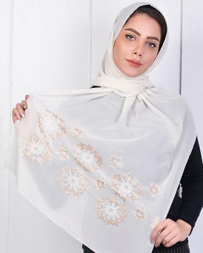 مدل گلدار، مدل محبوب و جدید شال زنانه برای سال جدید مدل شال مجلسی