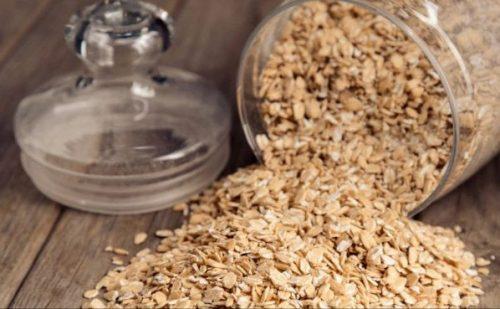 طرز تهیه 10 ماسک صورت خانگی عالی که پوست را جوان میکند! جوانسازی پوست با ماسک بلغور جو دوسر