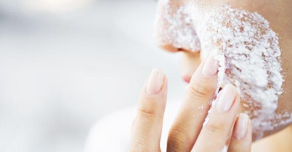 پاکسازی و مراقبت از پوست با شکر