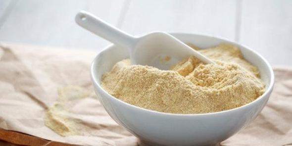 13 مدل ماسک صورت خانگی برای جوش که معجزه میکند ماسک نخودچی و شیر لخته