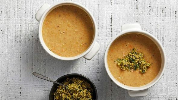 طرز تهیه انواع سوپ جو سفید و قرمز خوشمزه و غلیظ طرز تهیه سوپ جو پرک مجلسی