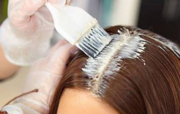 آموزش حرفهای و کامل دکلره مو به همراه فوت و فنهای مهم آن نحوه رساندن مو ها به پایه 10