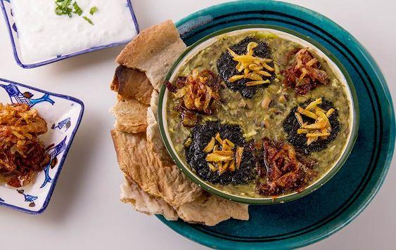 آموزش طرز تهیه آش رشته با مهمترین نکات آماده سازی حبوبات آش تزیین آش رشته