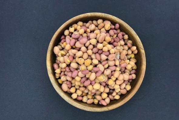 آموزش طرز تهیه آش رشته با مهمترین نکات آماده سازی حبوبات آش حبوبات آش رشته