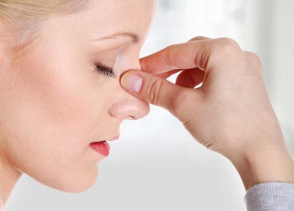 12 راهکار مهم برای مراقبتهای بعد از عمل بینی عوارض حرف زدن بعد از عمل بینی