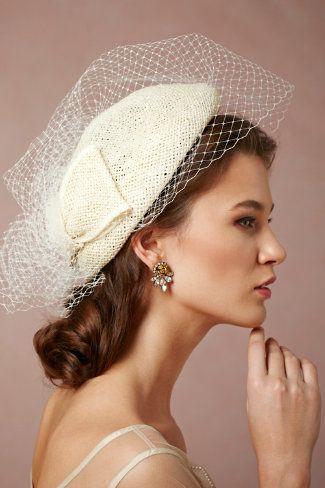 کلاه عروس برای عقد کلاه عروس برای عقد