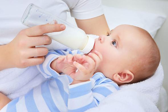 علائم عفونت گوش در کودکان به این شکل ظاهر میشود علت عفونت گوش