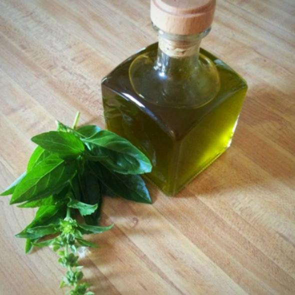 علائم عفونت گوش در کودکان به این شکل ظاهر میشود درمان خانگی عفونت گوش
