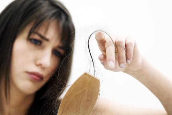 علائم ریزش موی هورمونی