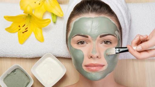 رفع چین و چروک صورت با روش های خانگی ماسک ضد چروک صورت زغال اخته