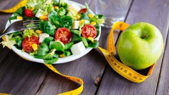 با این مواد غذایی به جنگ جوشها بروید! رژیم غذایی درمان جوش