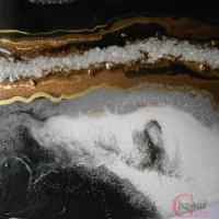 ساعت دیواری طرح ژعود باسنگ کریستالی